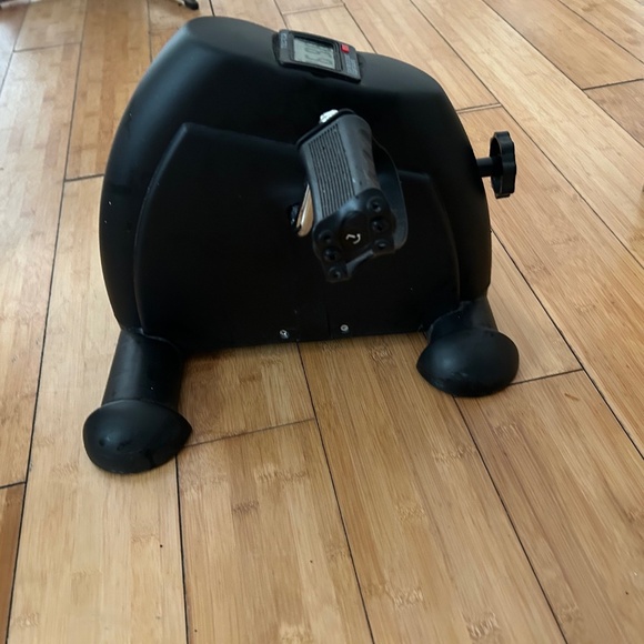 Exercise Desk bike - Picture 2 of 4